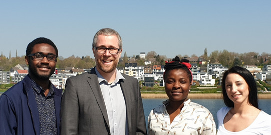Portrait Erfahrungsbericht IKM 2018 Portrait von Absolventen der TU Dortmund und Arbeitsgebern