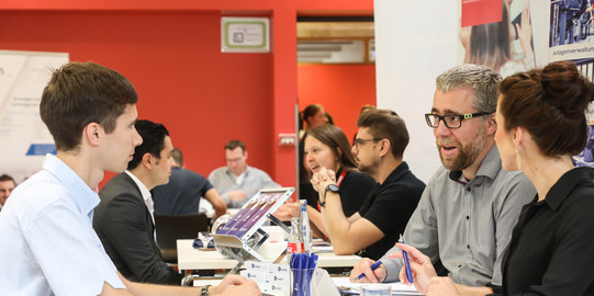 Internationale Karrieremesse 2019 Beratungssituation bei der Internationalen Karrieremesse