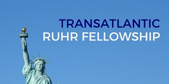 Praktika_TRF Freiheitsstatue vor blauem Himmel