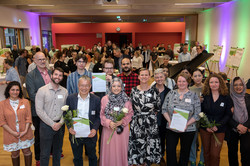 Group photo with the three winning projects of the Global Gallery and the Vice President International Affairs Prof. Tessa Flatten
