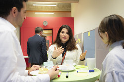 Tandem2Job Midterm Meeting 2023 Mentees und Mentor*innen im Gespräch beim Tandem2Job 2023 Midterm Meeting